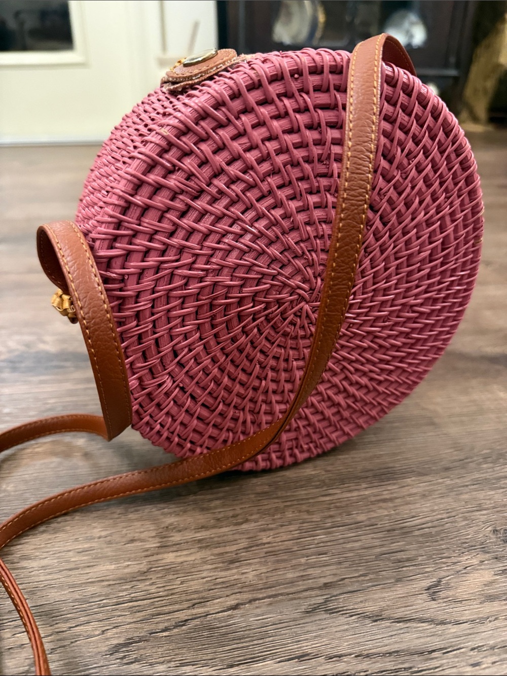Round Woven Crossbody Bag - Pink with Brown Strap